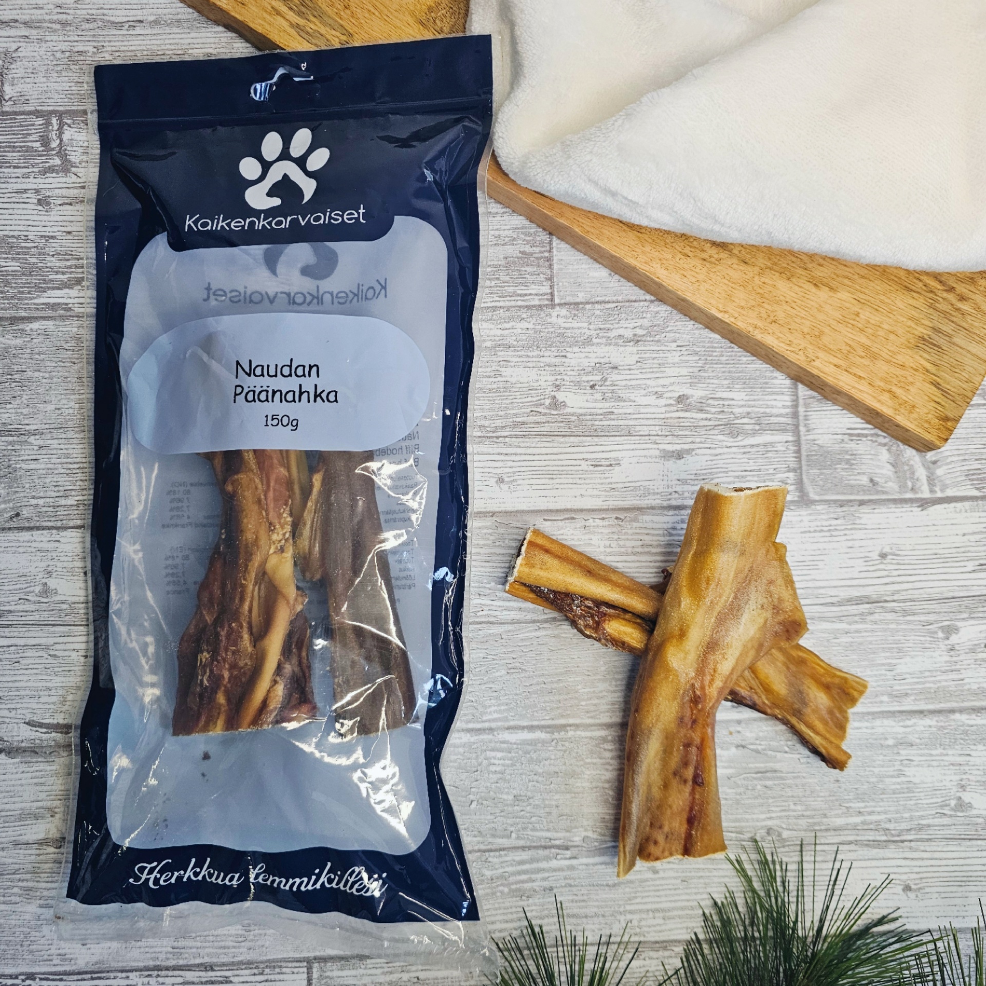 Kaikenkarvaiset Naudan päänahka 150g